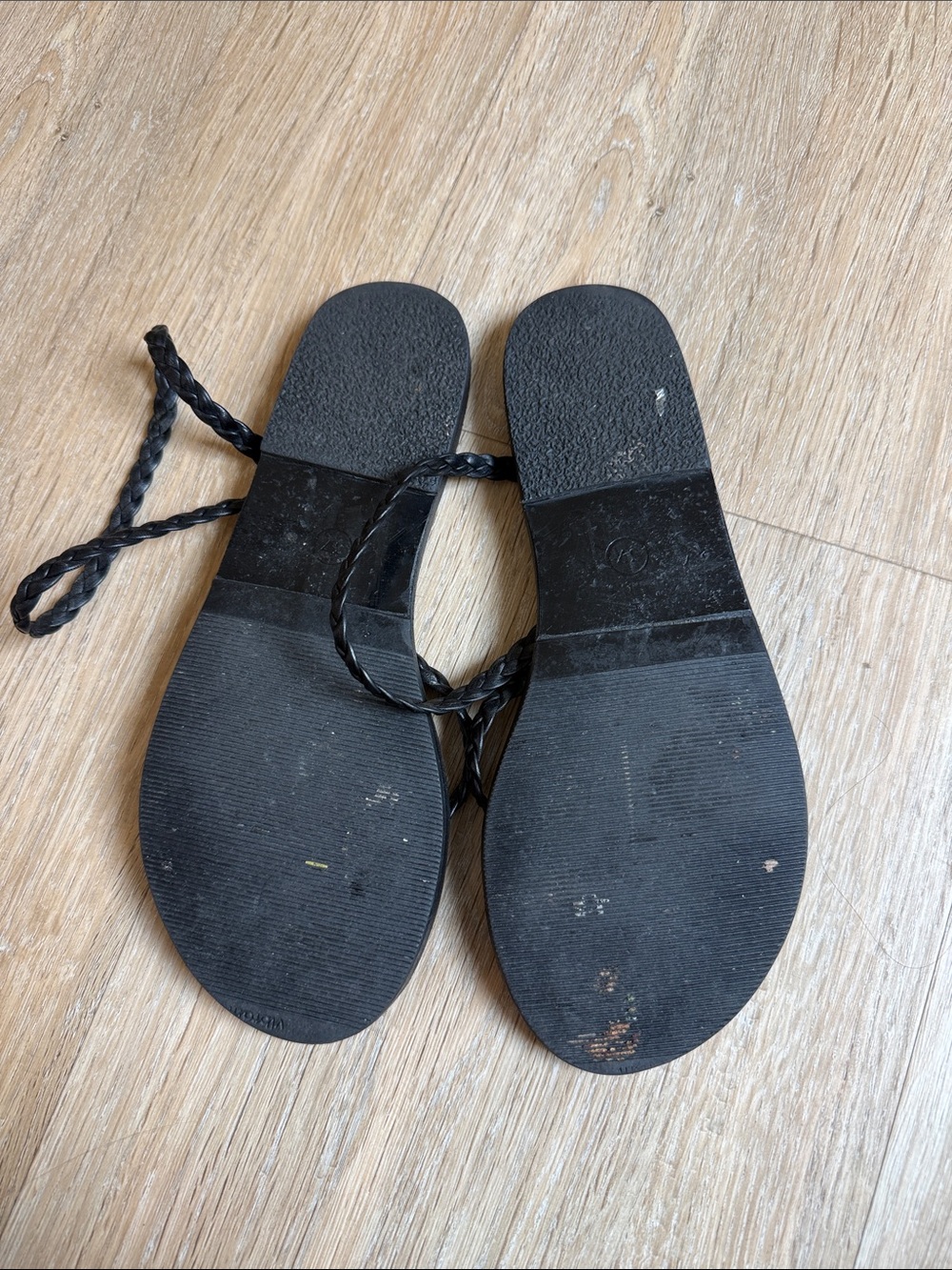 Ancient Greek Sandals Black Braided Leather Toe-Ring Sandals - Women 37 - Picture 4 of 4